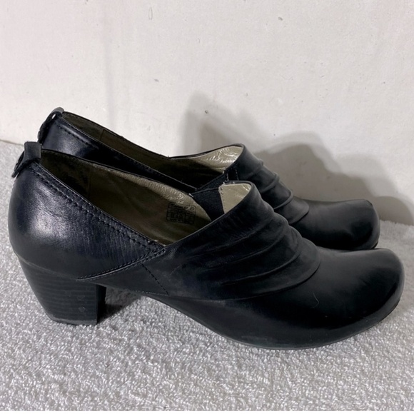 Gerry Weber Black Leather Slip on Ankle Booties W Low Chunky Heel 41 - Picture 1 of 13